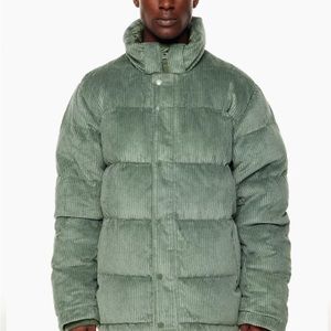 BNWT Aritzia Mens Super-puff! Mint Green Size M! Sold out!!